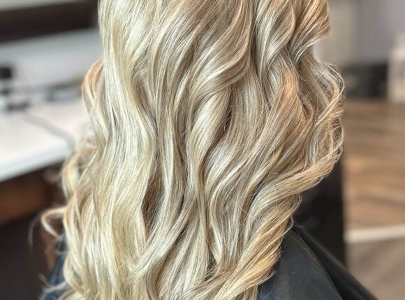Blonde Highlights By Stylist Jessica